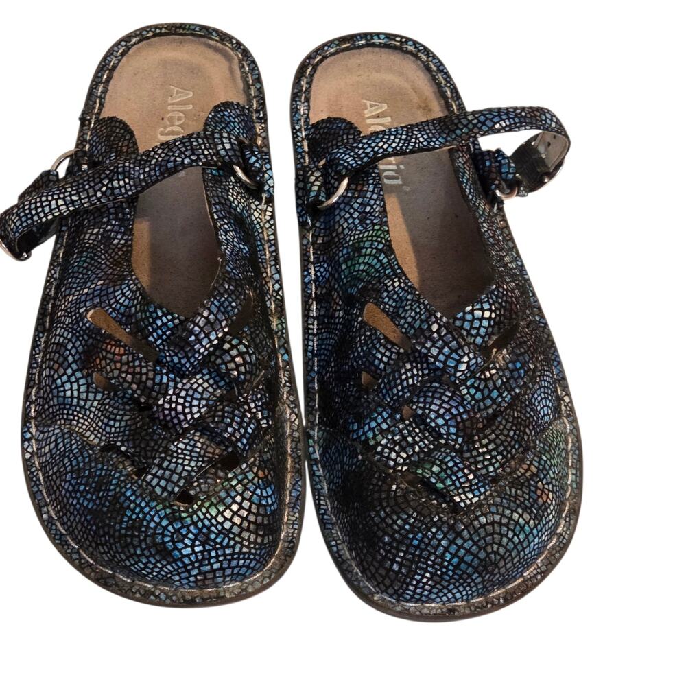 Alegria by PG Lite Freesia Clogs, Sandals, or Mules Metallic Peacock Blue sz 42